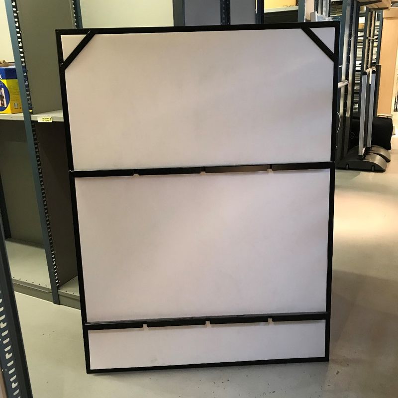 Skyltram 120x160 cm svart - begagnad