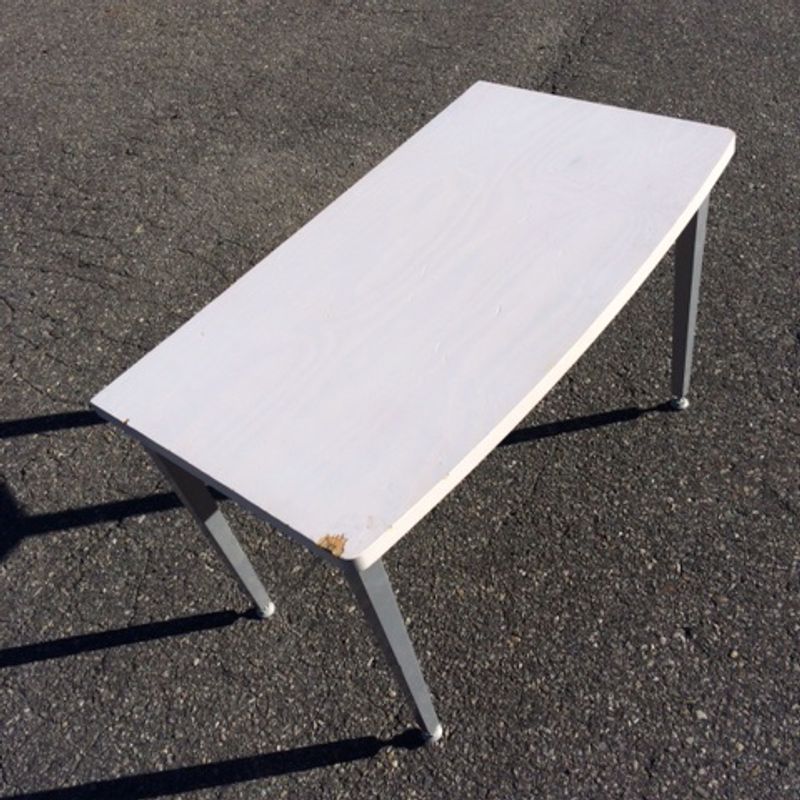 Podie vit 95x55x63 cm - begagnad