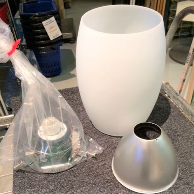 Huvudbild Taklampa Zero Frostat glas