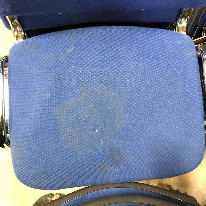 Stol Rio stapelbar blå/krom - begagnad